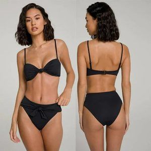 SOLD! 🖤GOOD AMERICAN Sexy Twist Front Women's Bandeau Bikini Top